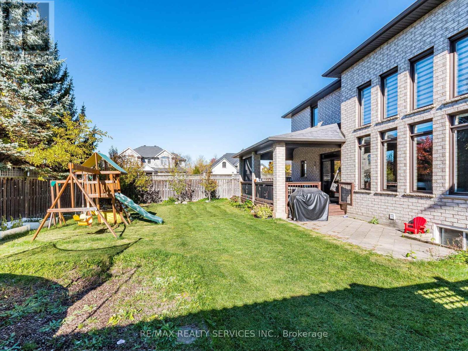 104 Staffordshire Court, London North, Ontario  N6H 5P8 - Photo 47 - X12502746