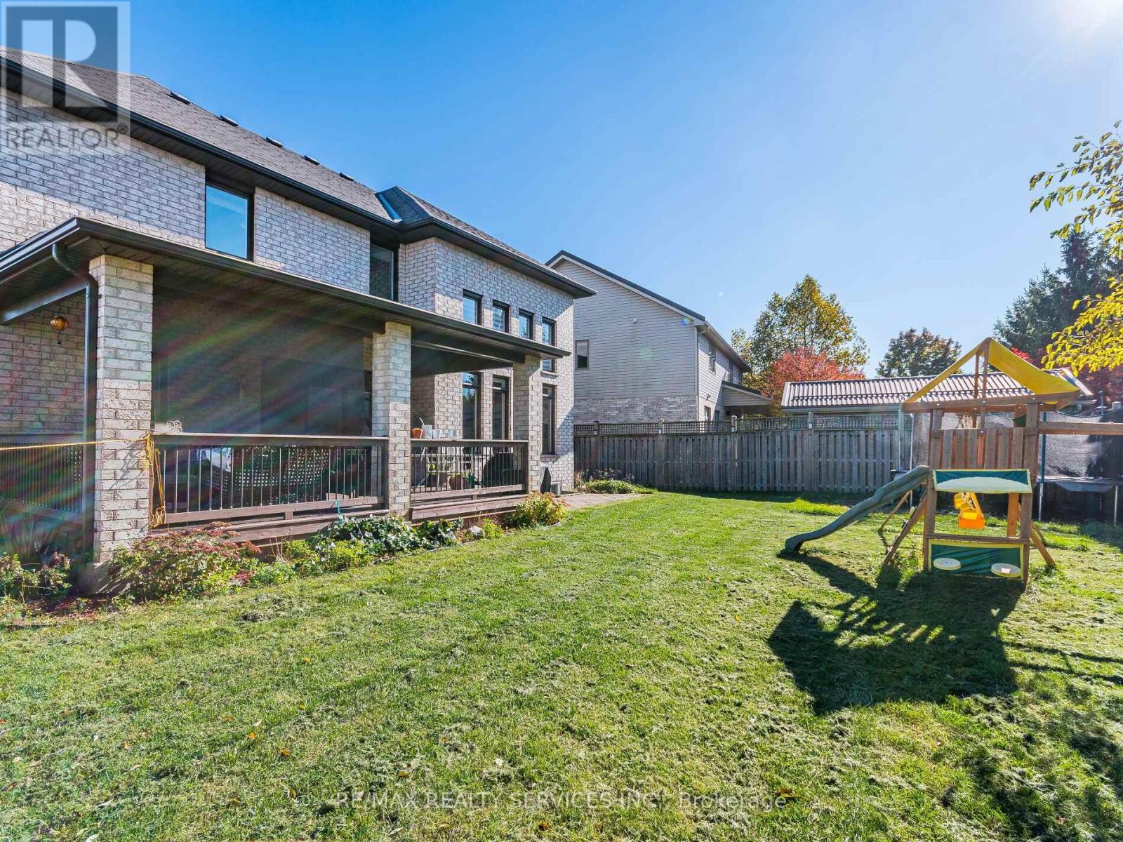 104 Staffordshire Court, London North, Ontario  N6H 5P8 - Photo 49 - X12502746