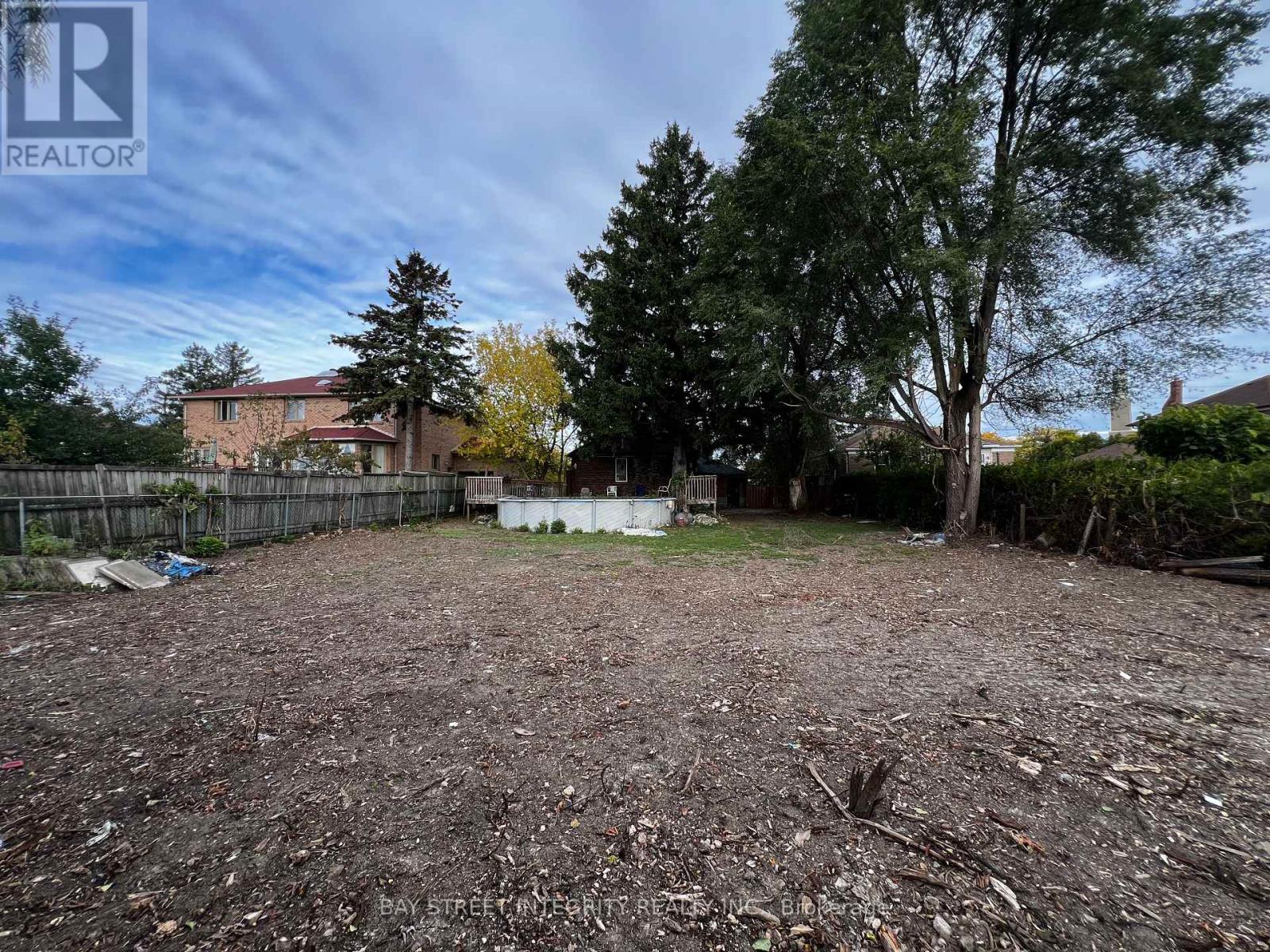 203 Drewry Avenue, Toronto, Ontario  M2M 1E3 - Photo 20 - C12502824