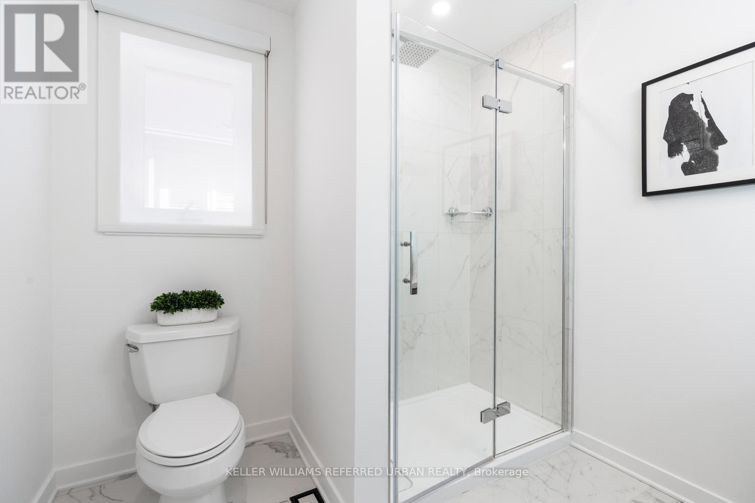 96 Glenvale Boulevard, Toronto, Ontario  M4G 2V9 - Photo 34 - C12502856