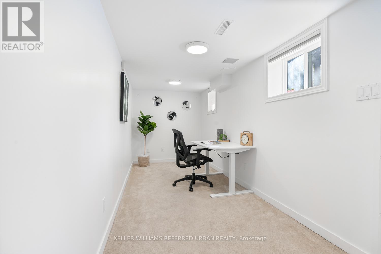 96 Glenvale Boulevard, Toronto, Ontario  M4G 2V9 - Photo 35 - C12502856