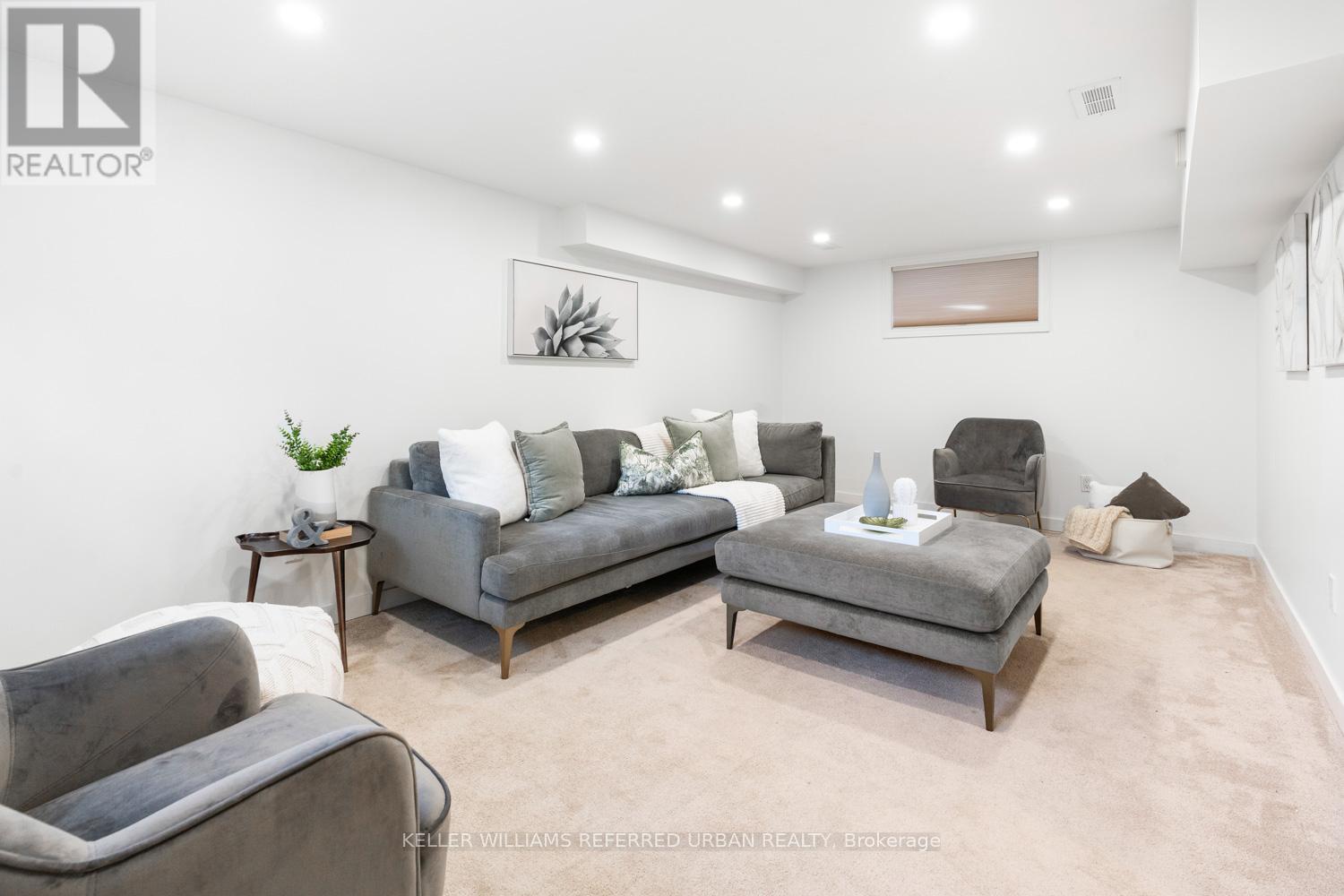 96 Glenvale Boulevard, Toronto, Ontario  M4G 2V9 - Photo 37 - C12502856