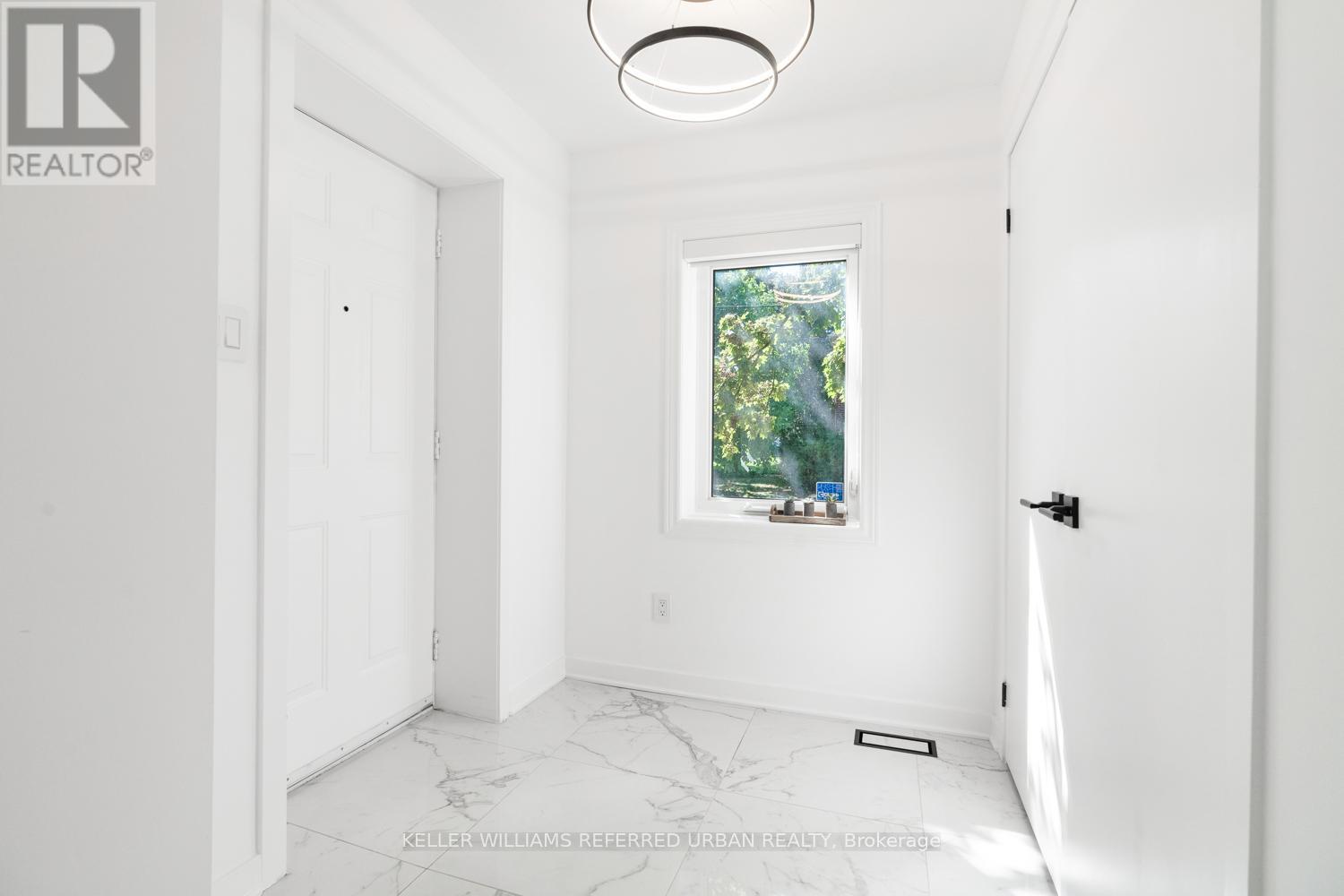 96 Glenvale Boulevard, Toronto, Ontario  M4G 2V9 - Photo 40 - C12502856