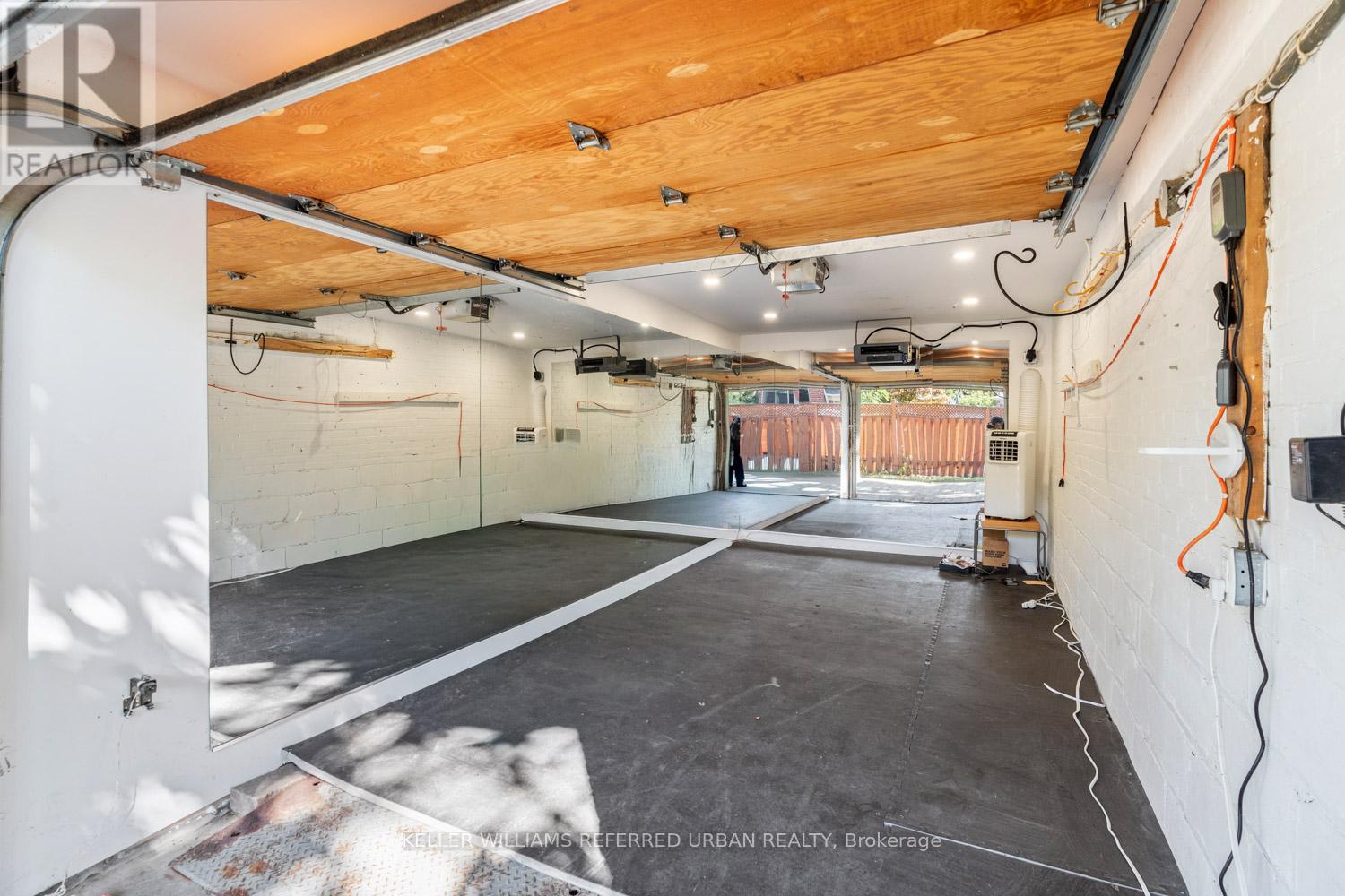 96 Glenvale Boulevard, Toronto, Ontario  M4G 2V9 - Photo 45 - C12502856