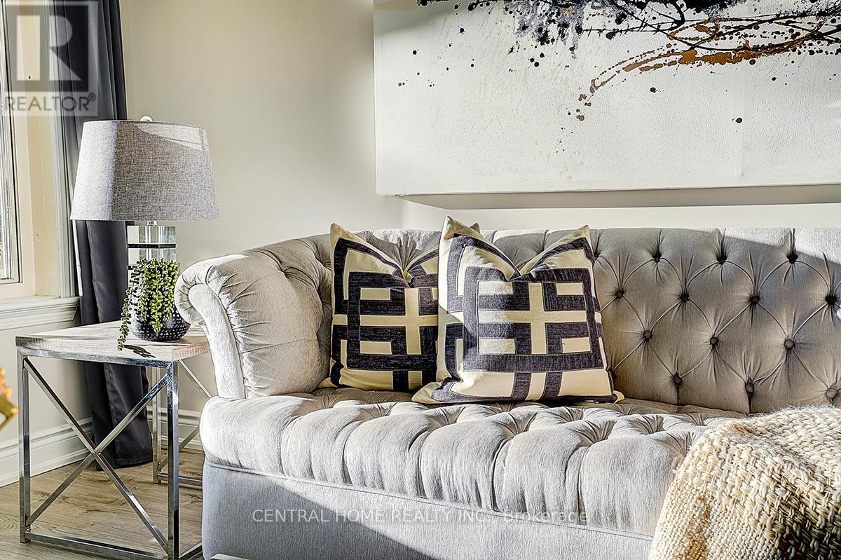 11 - 988 Sheppard Avenue W, Toronto, Ontario  M3H 2T6 - Photo 8 - C12502870