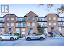 11 - 988 Sheppard Avenue W, Toronto (Bathurst Manor), Ca