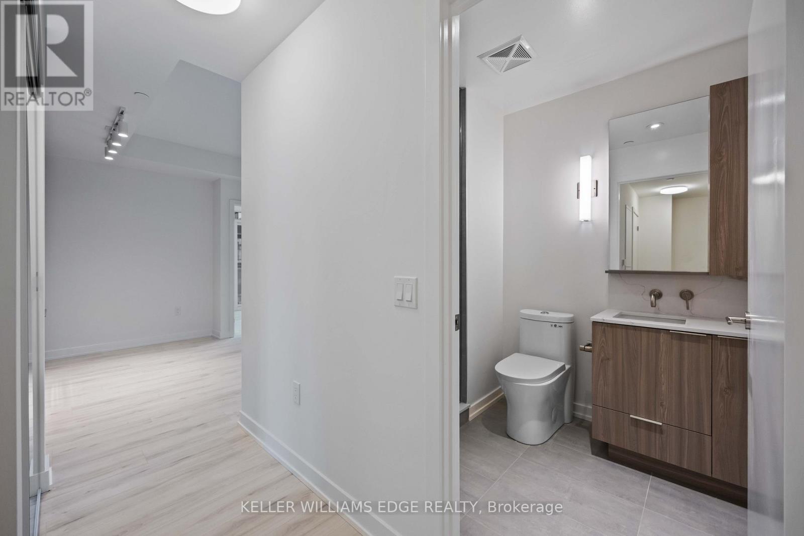 1105 - 110 Broadway Avenue, Toronto, Ontario  M4P 1V3 - Photo 6 - C12502952