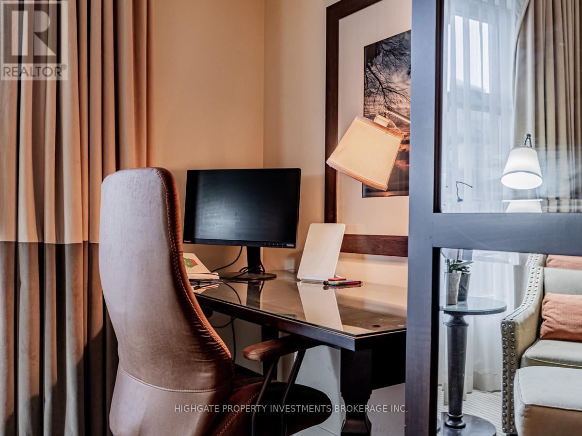 2005 - 1 King Street W, Toronto, Ontario  M5H 1A1 - Photo 16 - C12502984