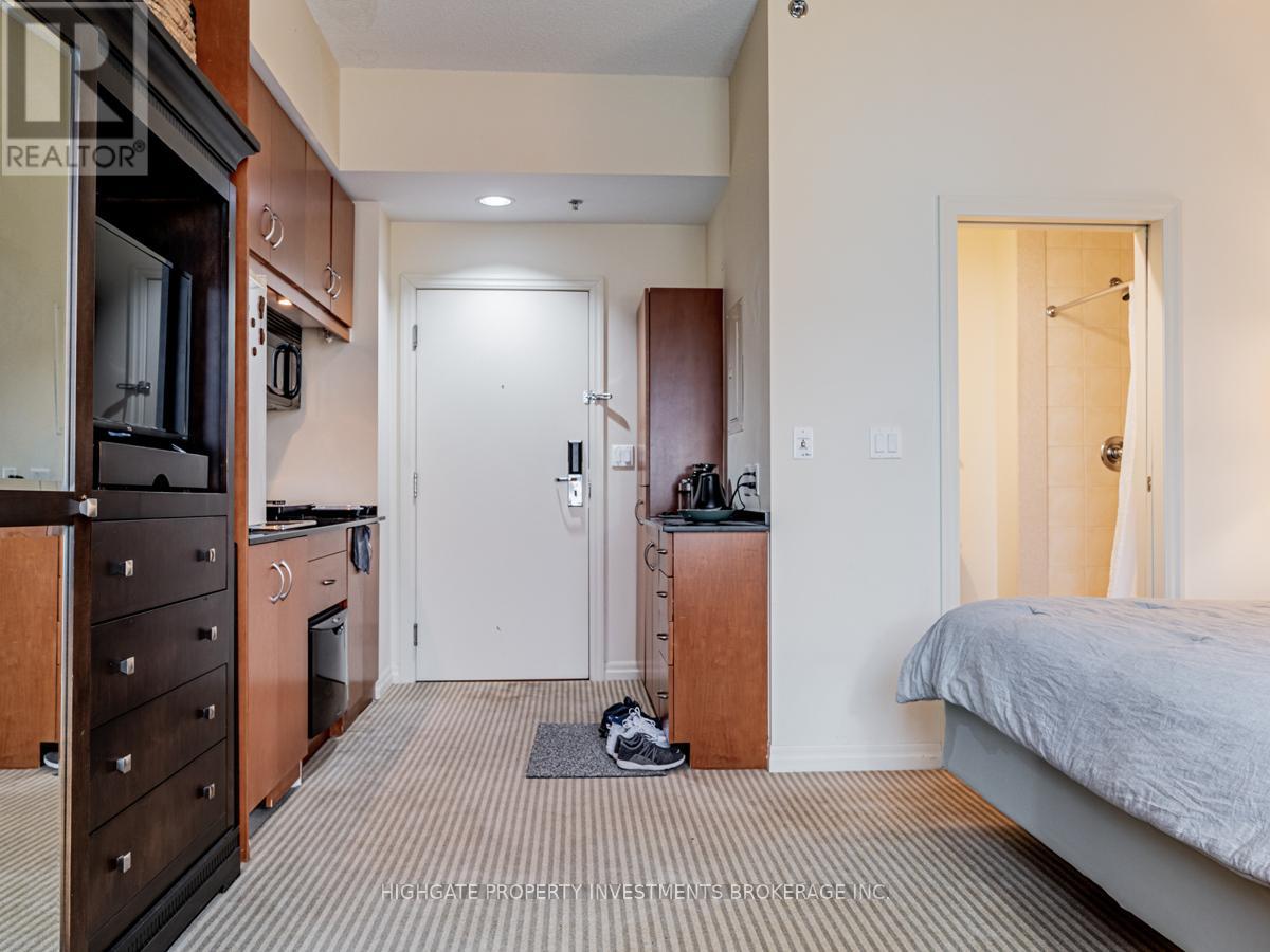 2005 - 1 King Street W, Toronto, Ontario  M5H 1A1 - Photo 5 - C12502984