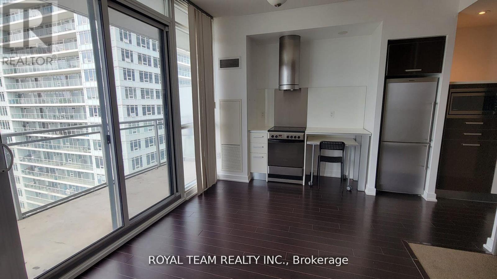 2602 - 38 Dan Leckie Way, Toronto, Ontario  M5V 2V6 - Photo 7 - C12502988