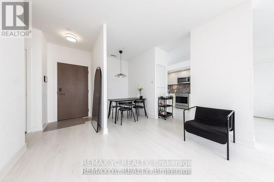 436 - 20 Inn On The Park, Toronto, Ontario  M3C 0P8 - Photo 2 - C12503082