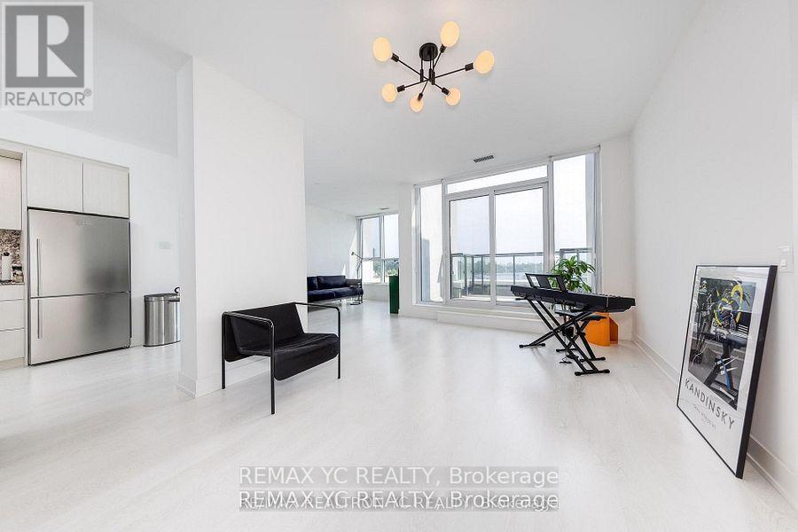 436 - 20 Inn On The Park, Toronto, Ontario  M3C 0P8 - Photo 4 - C12503082