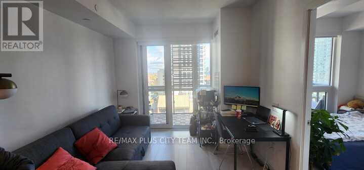 1402 - 39 Roehampton Avenue, Toronto, Ontario  M4P 0G1 - Photo 2 - C12503102