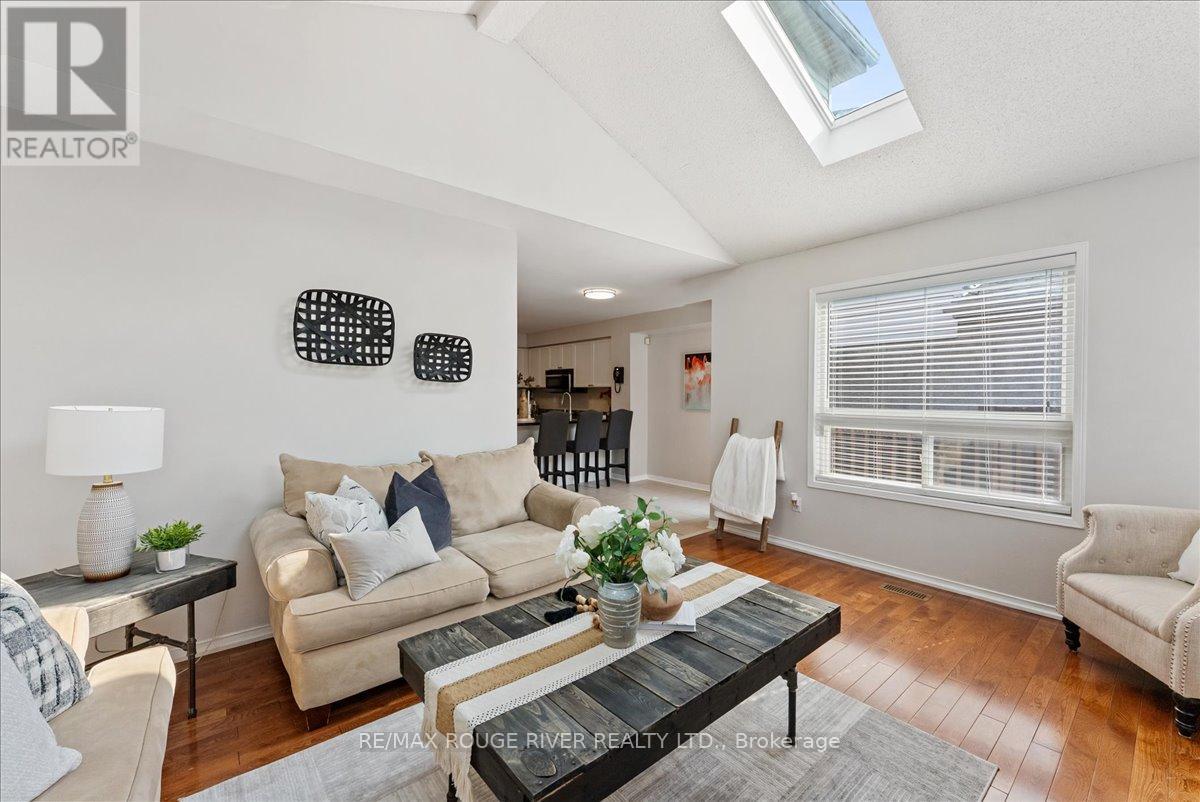 76 Merchants Avenue, Whitby, Ontario  L1P 1S6 - Photo 11 - E12502818