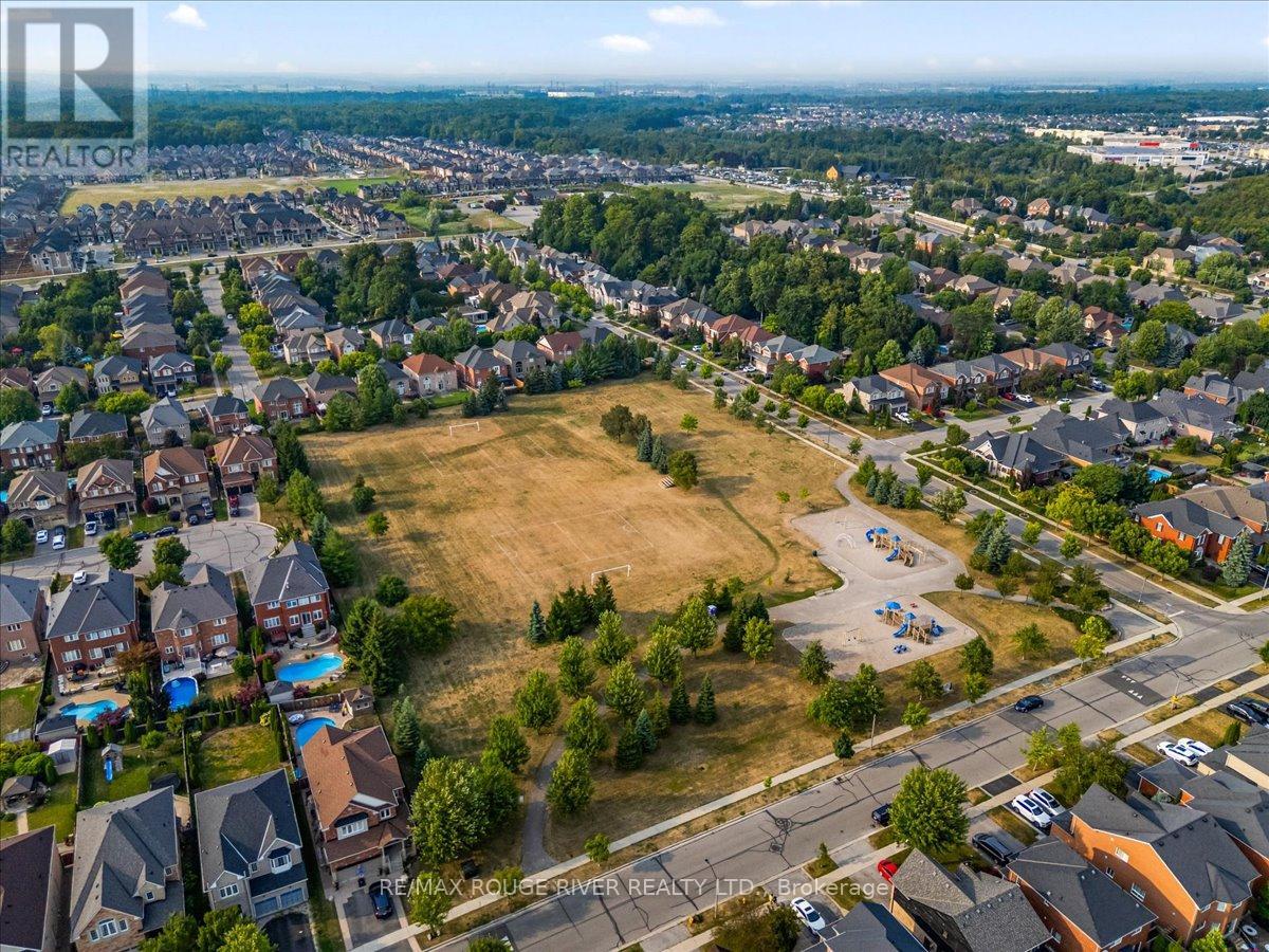 76 Merchants Avenue, Whitby, Ontario  L1P 1S6 - Photo 34 - E12502818