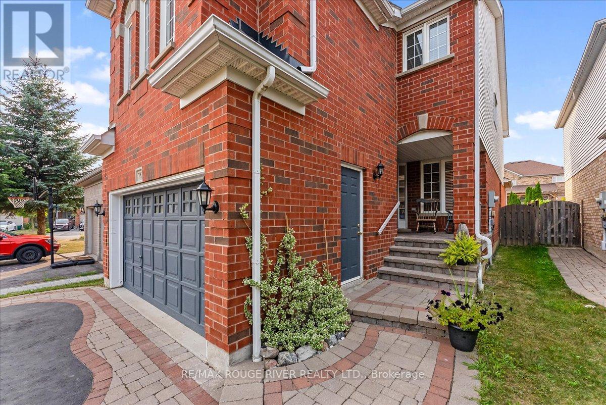 76 Merchants Avenue, Whitby, Ontario  L1P 1S6 - Photo 4 - E12502818