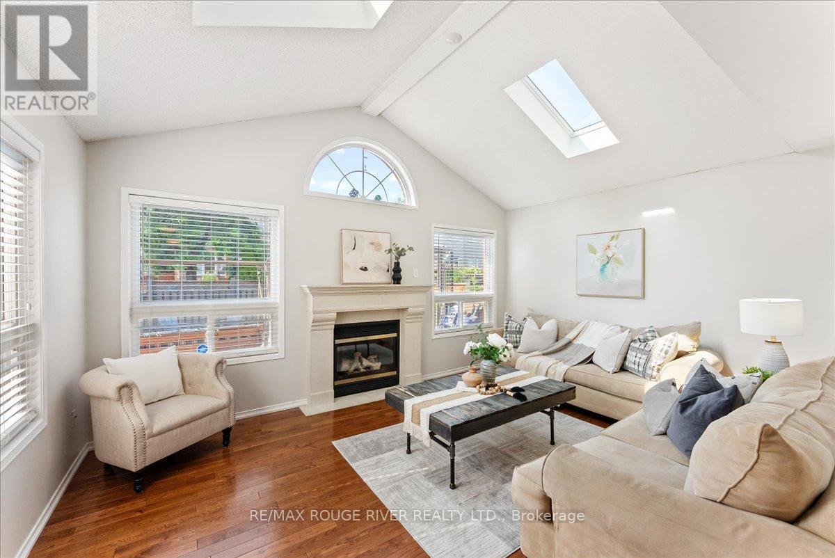 76 Merchants Avenue, Whitby, Ontario  L1P 1S6 - Photo 9 - E12502818