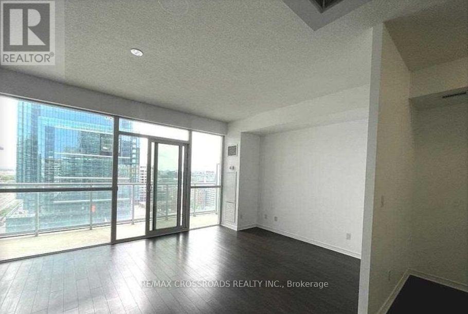 1612 - 352 Front Street W, Toronto, Ontario  M5V 0K3 - Photo 3 - C12486812