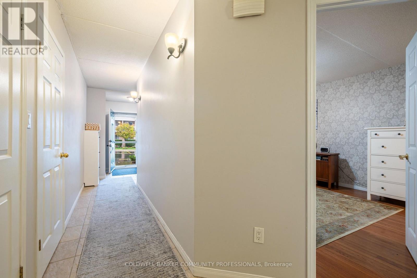 45 - 2737 King Street E, Hamilton, Ontario  L8G 5H1 - Photo 4 - X12501620