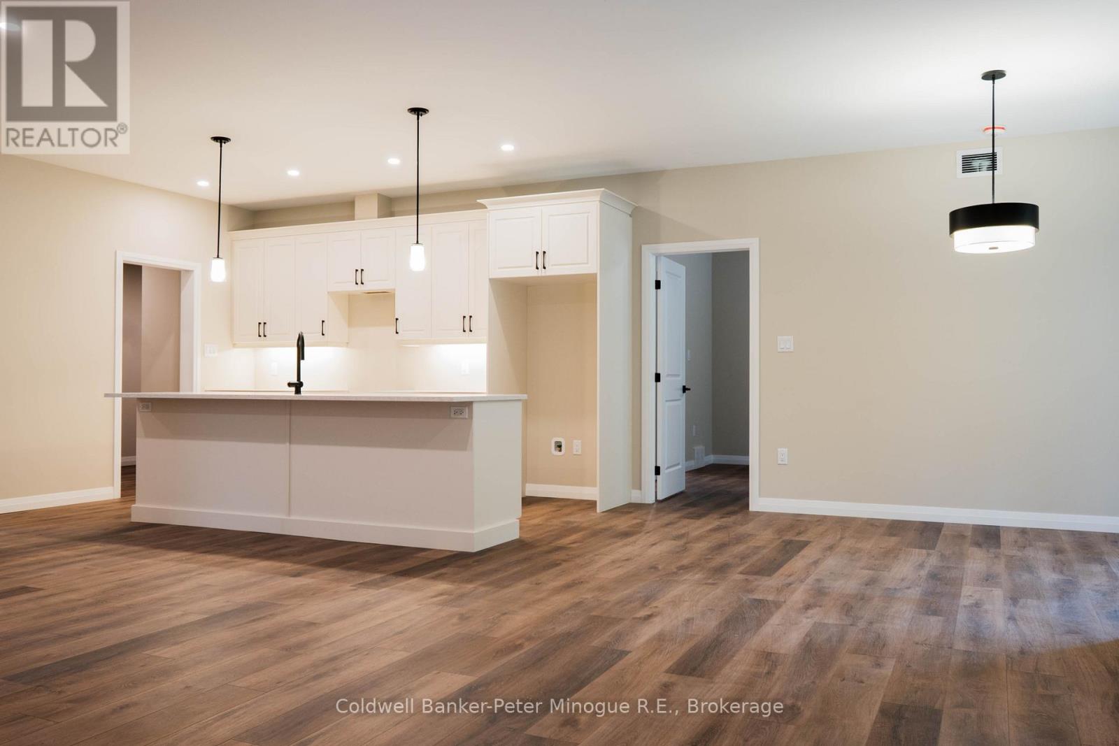 26 Masson Lane W, Callander, Ontario  P0H 1H0 - Photo 6 - X12503262