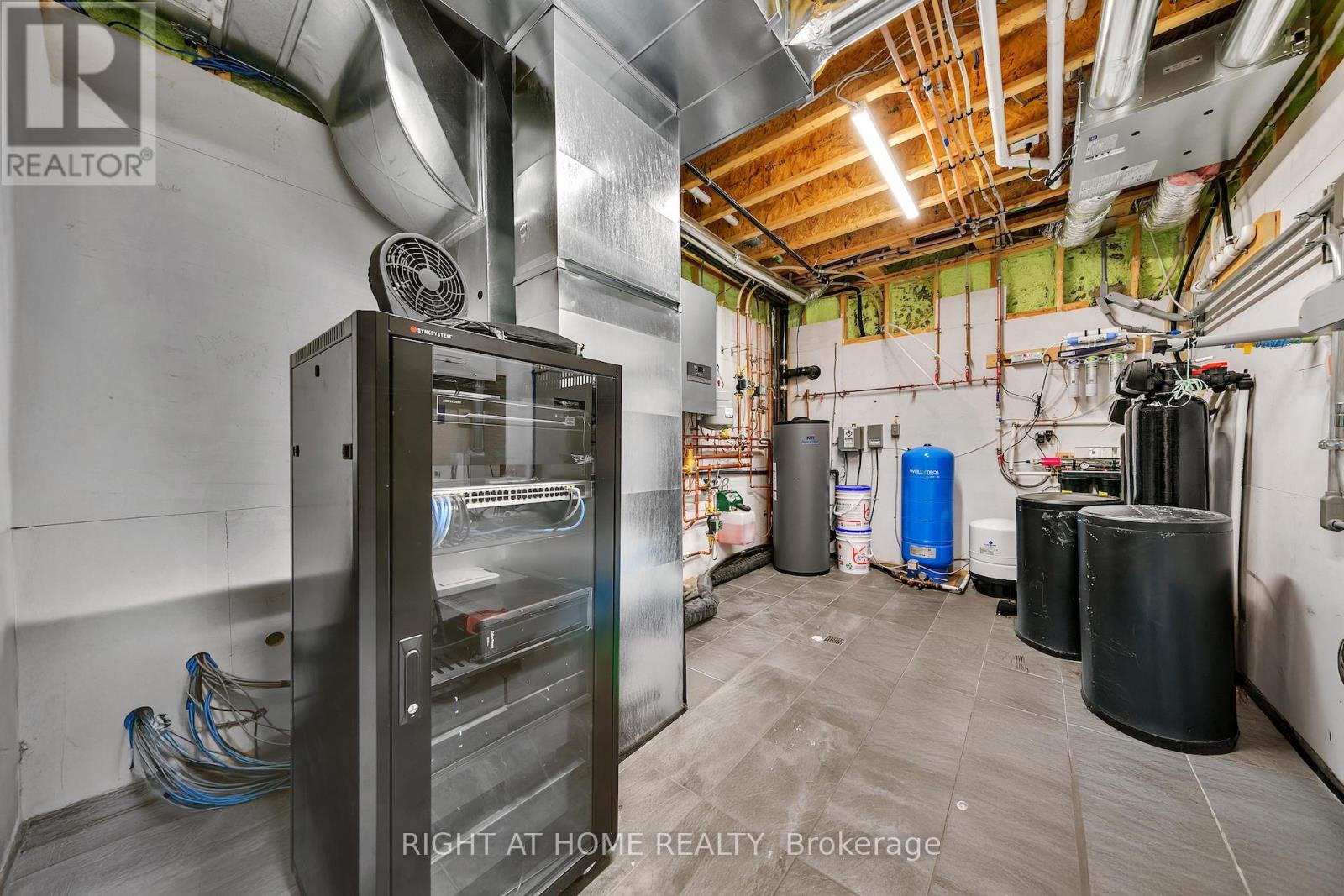 4829 10th Line, New Tecumseth, Ontario  L0G 1A0 - Photo 27 - N12464583