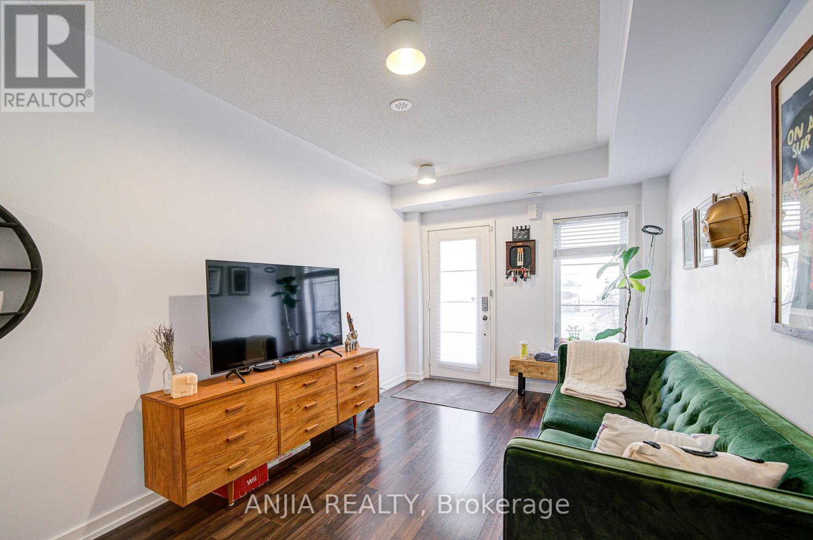 22 Arborea Lane, Whitchurch-Stouffville, Ontario  L4A 1X1 - Photo 11 - N12502920