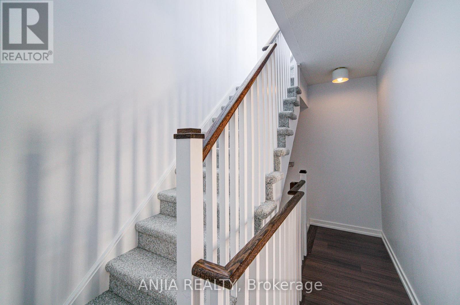 22 Arborea Lane, Whitchurch-Stouffville, Ontario  L4A 1X1 - Photo 37 - N12502920