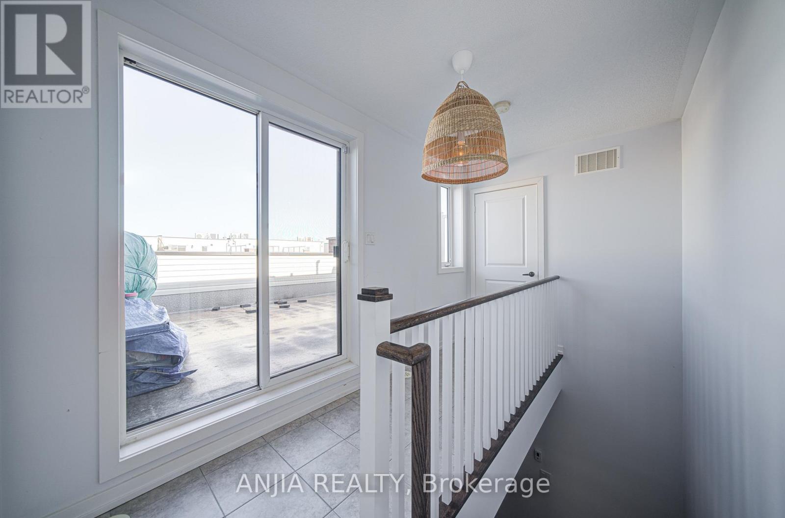 22 Arborea Lane, Whitchurch-Stouffville, Ontario  L4A 1X1 - Photo 48 - N12502920