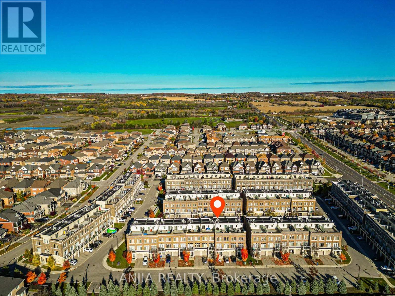 22 Arborea Lane, Whitchurch-Stouffville, Ontario  L4A 1X1 - Photo 6 - N12502920