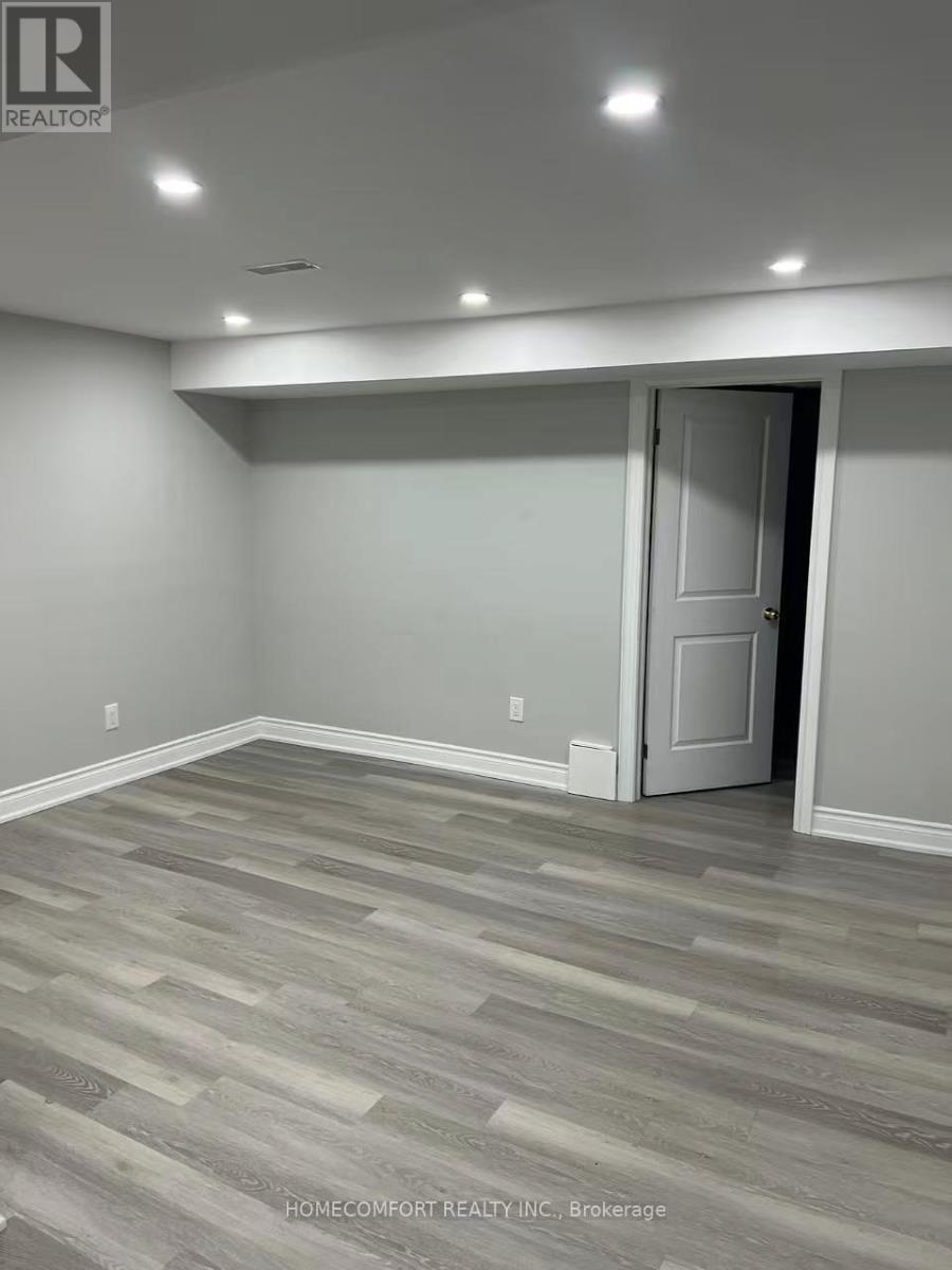 117 Compton Crescent, Bradford West Gwillimbury (Bradford), Ontario  L3Z 2X7 - Photo 20 - N12503112