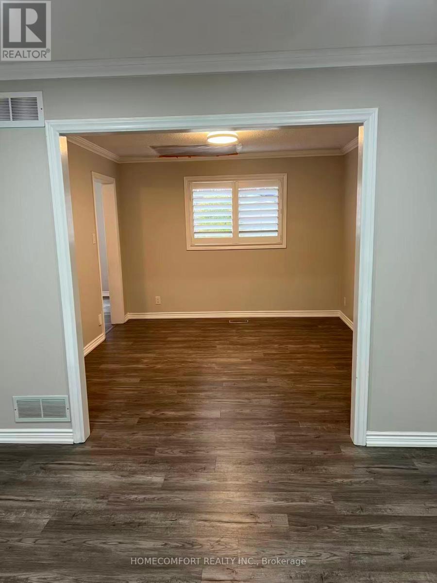 117 Compton Crescent, Bradford West Gwillimbury (Bradford), Ontario  L3Z 2X7 - Photo 4 - N12503112