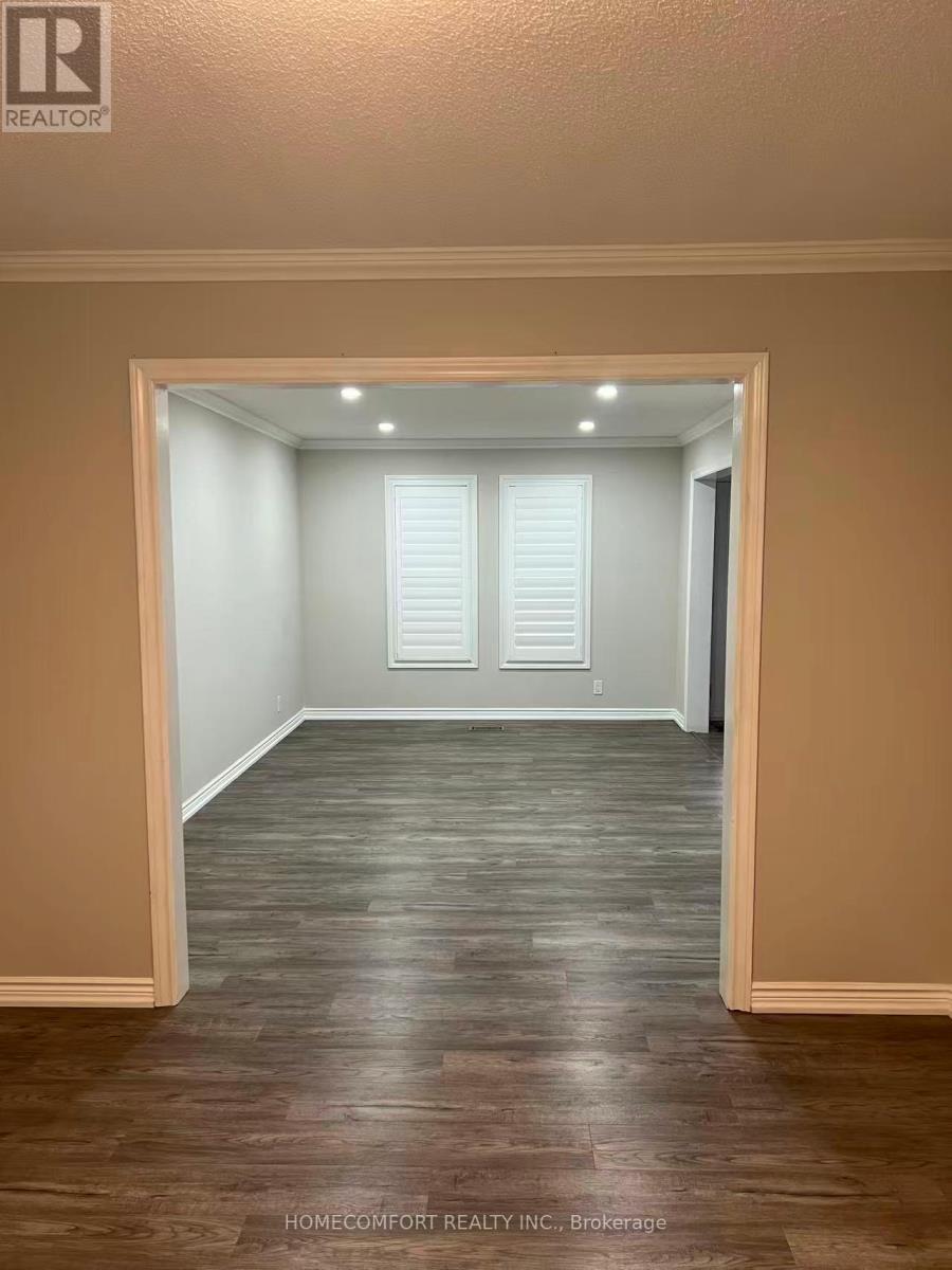 117 Compton Crescent, Bradford West Gwillimbury (Bradford), Ontario  L3Z 2X7 - Photo 5 - N12503112