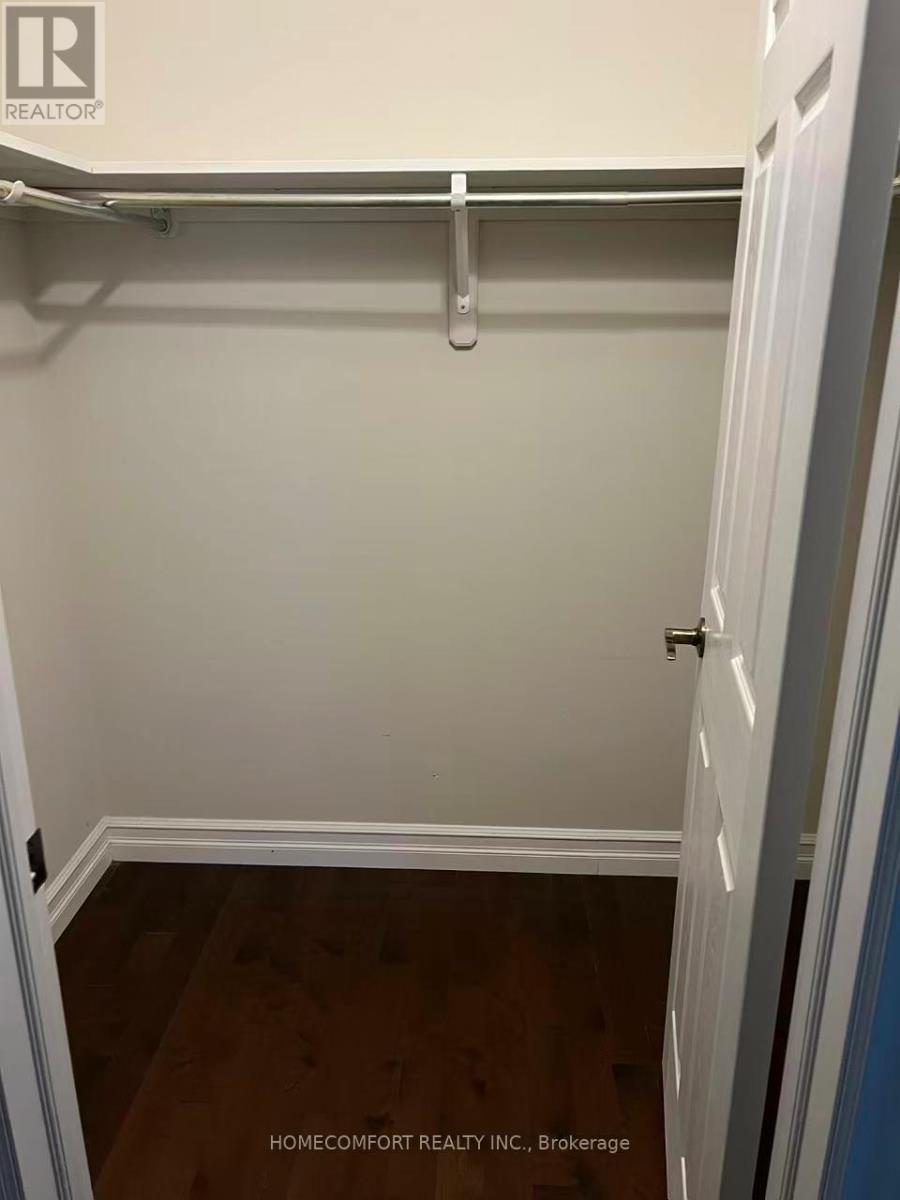 117 Compton Crescent, Bradford West Gwillimbury (Bradford), Ontario  L3Z 2X7 - Photo 9 - N12503112