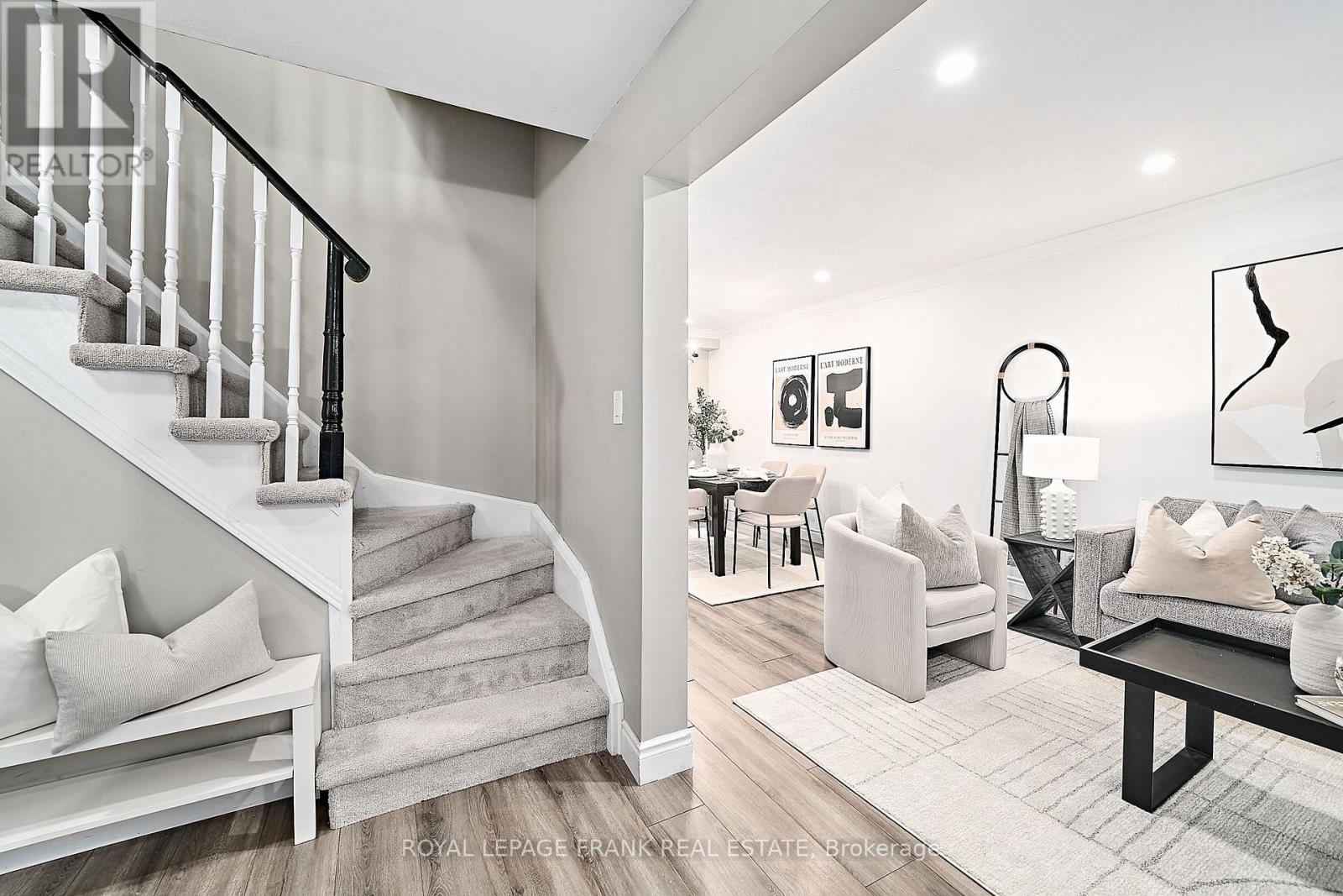 812 Attersley Drive, Oshawa, Ontario  L1K 1T2 - Photo 4 - E12503190