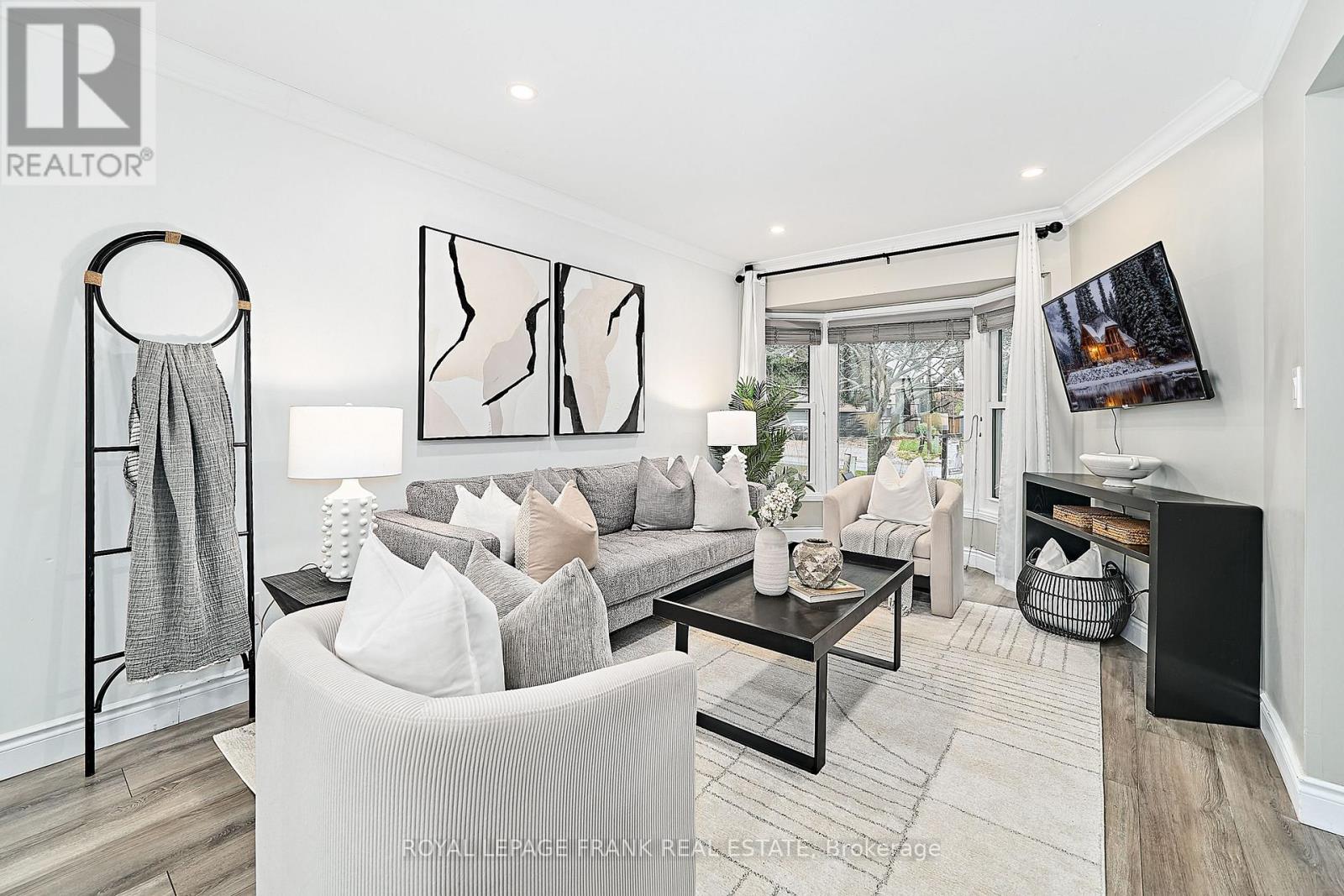 812 Attersley Drive, Oshawa, Ontario  L1K 1T2 - Photo 6 - E12503190