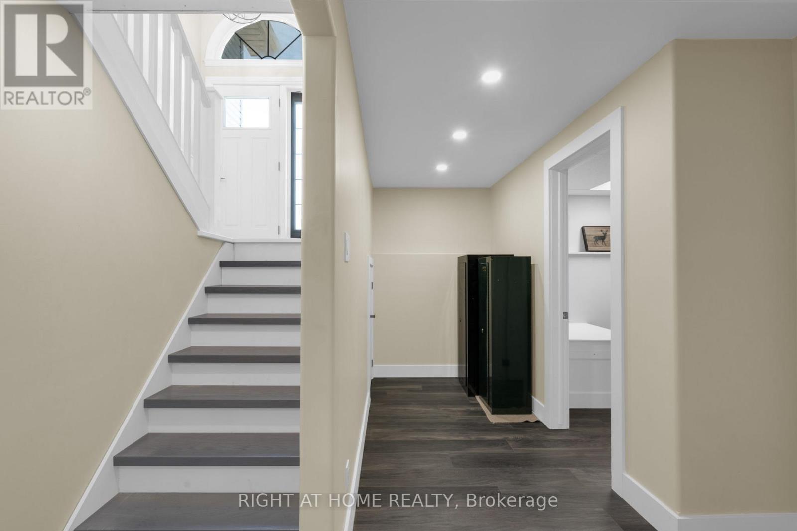 42 Byrnes Crescent, Penetanguishene, Ontario  L9M 1V9 - Photo 22 - S12502866