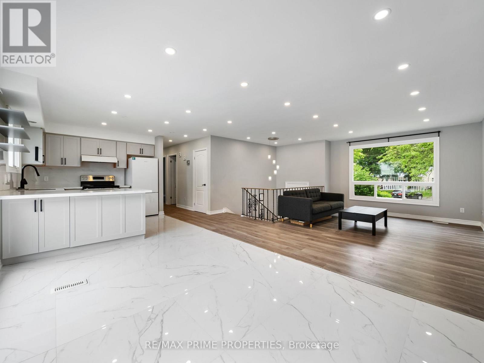 691 Glen Crescent, Orillia, Ontario  L3V 6R2 - Photo 9 - S12503110