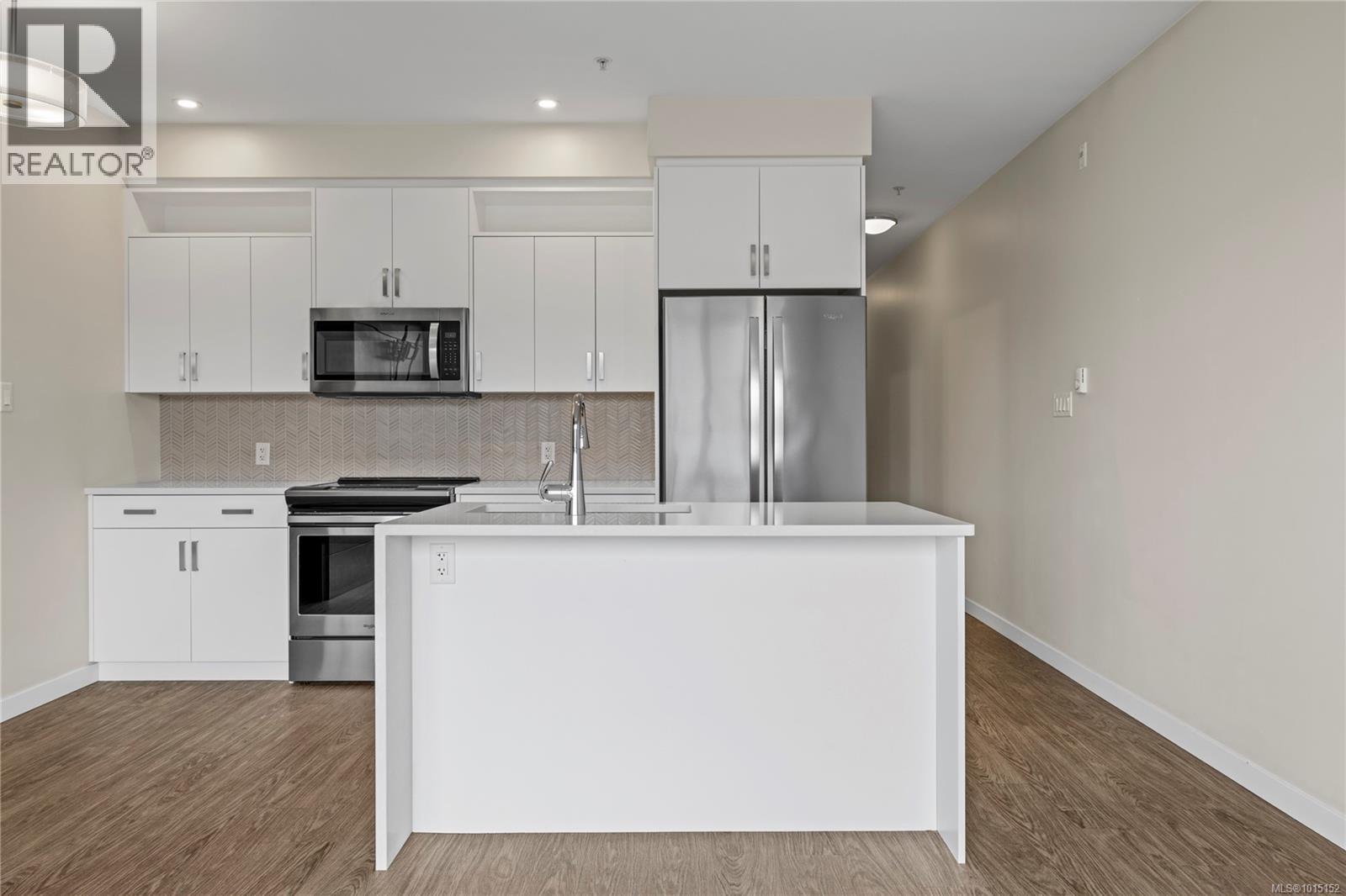 309 91 Chapel St, Nanaimo, British Columbia  V9R 0J3 - Photo 13 - 1015152