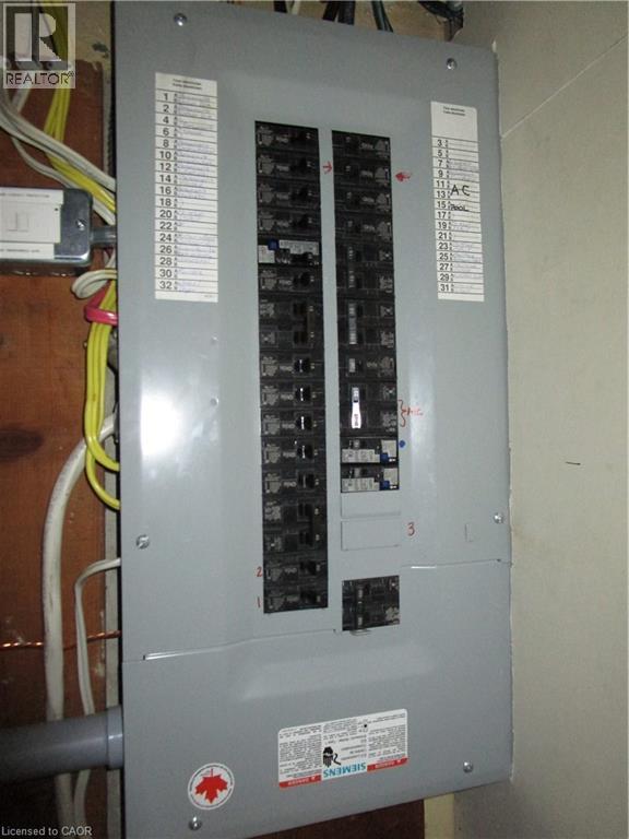 540 East 27th Street, Hamilton, Ontario  L8V 3H5 - Photo 13 - 40769551