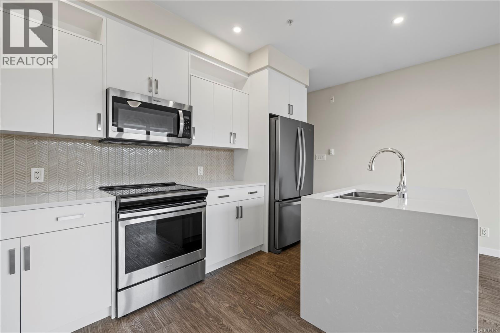 309 91 Chapel St, Nanaimo, British Columbia  V9R 0J3 - Photo 12 - 1015152