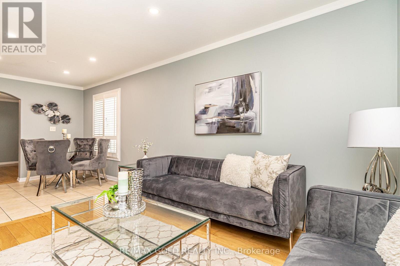 34 Jingle Crescent, Brampton, Ontario  L6S 0B2 - Photo 16 - W12495948