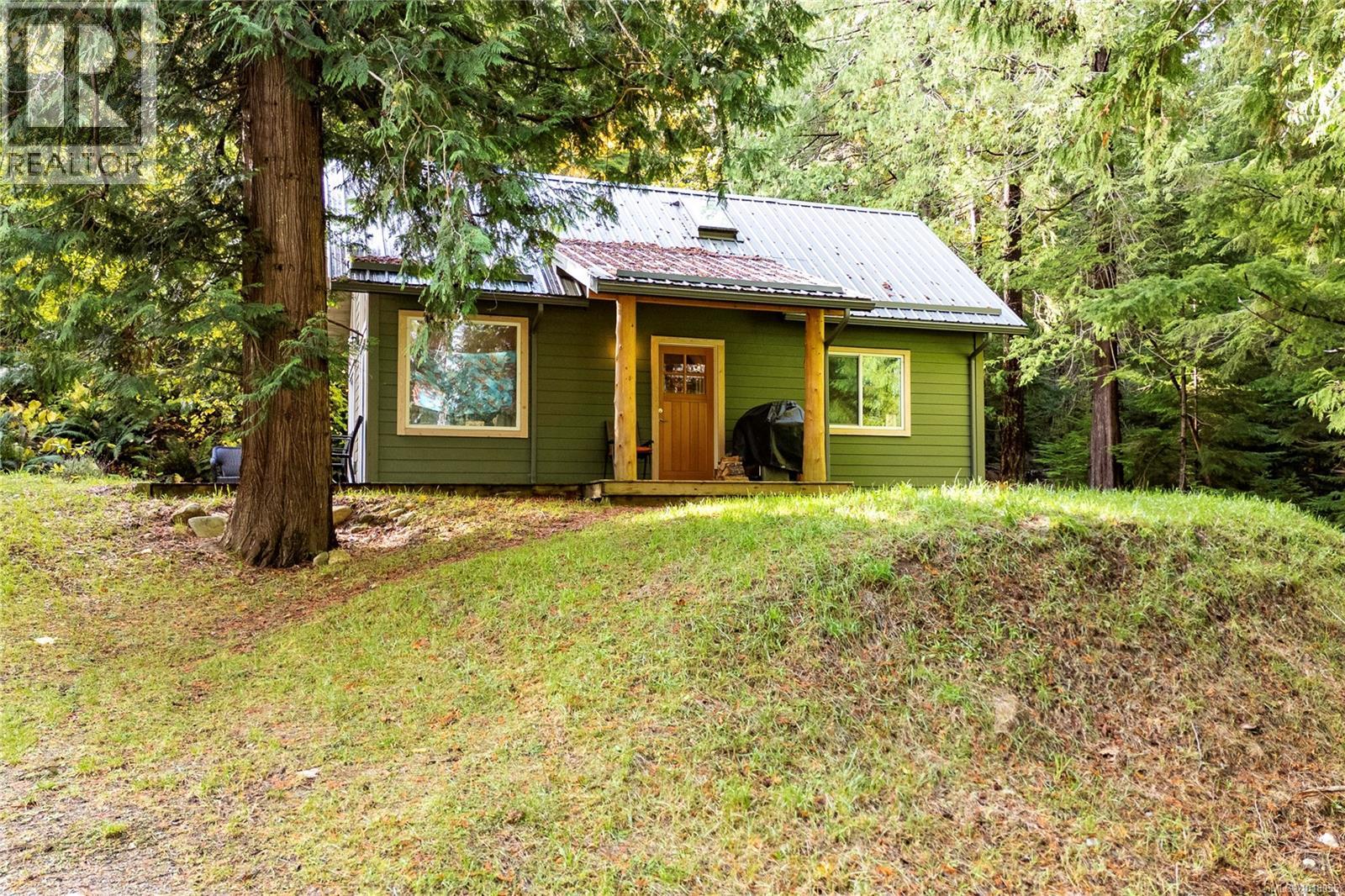 403 Whaletown Rd, Cortes Island, British Columbia
