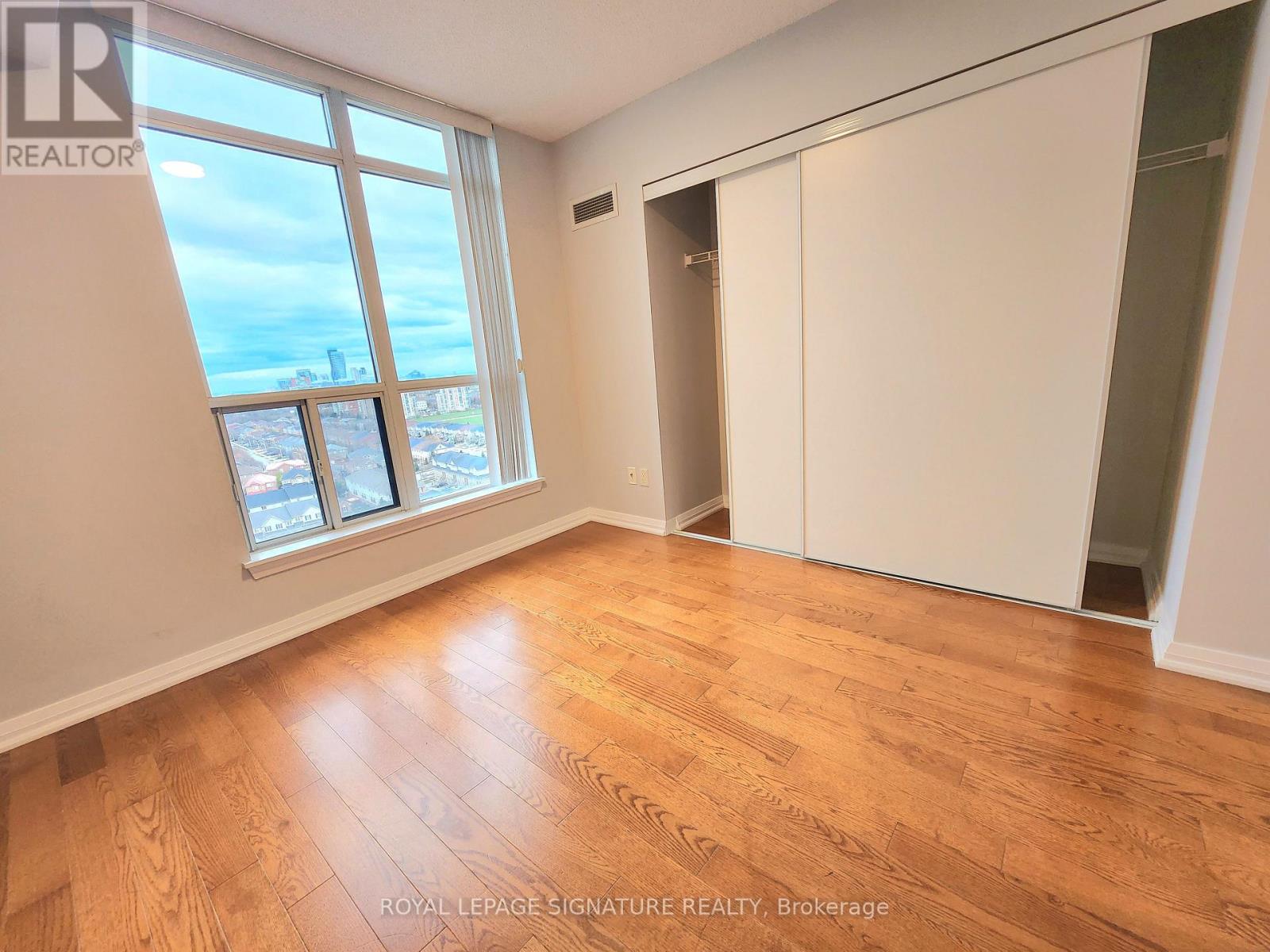 1704 - 220 Forum Drive, Mississauga, Ontario  L4Z 4K1 - Photo 11 - W12502192