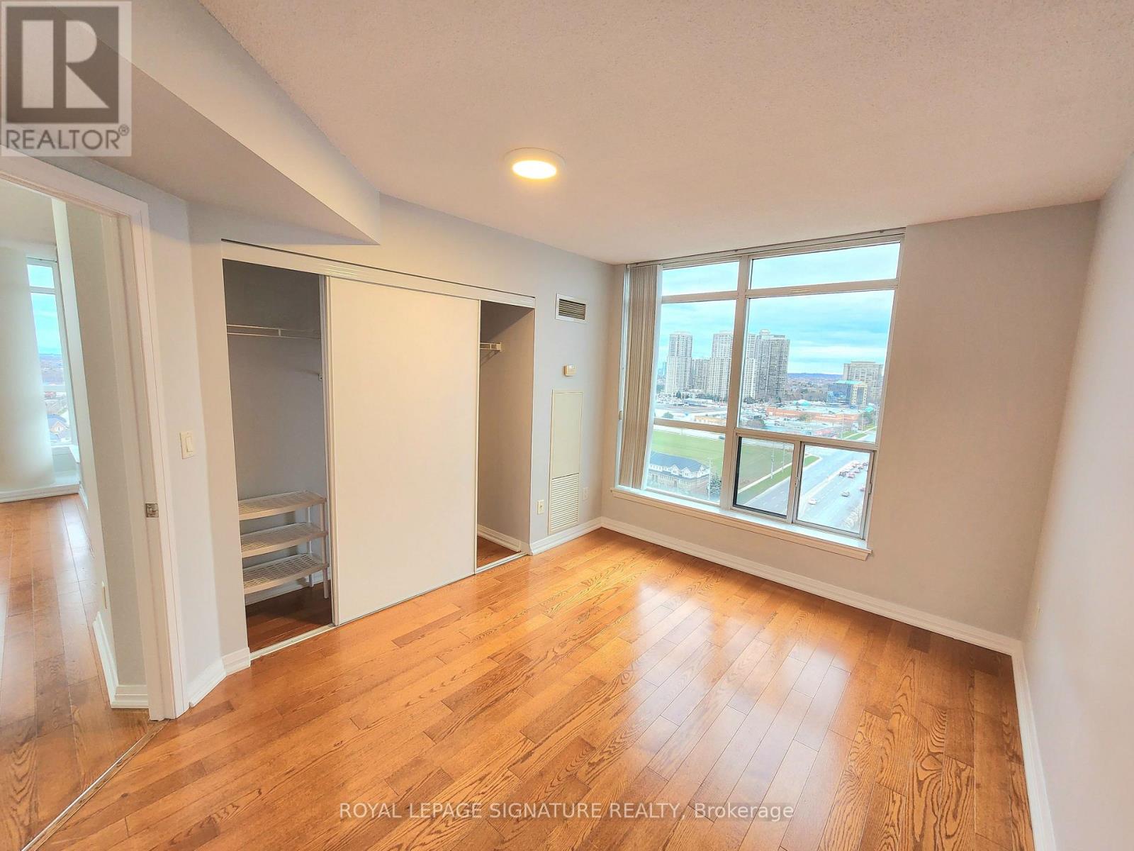 1704 - 220 Forum Drive, Mississauga, Ontario  L4Z 4K1 - Photo 10 - W12502192