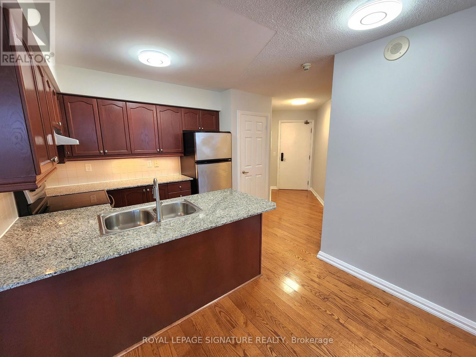 1704 - 220 Forum Drive, Mississauga, Ontario  L4Z 4K1 - Photo 6 - W12502192