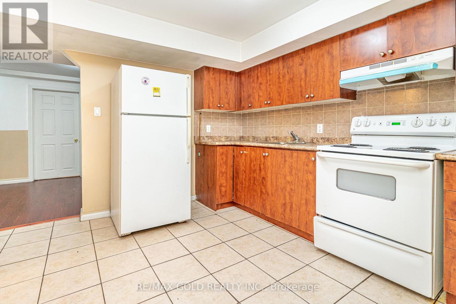 34 Jingle Crescent, Brampton, Ontario  L6S 0B2 - Photo 32 - W12495948