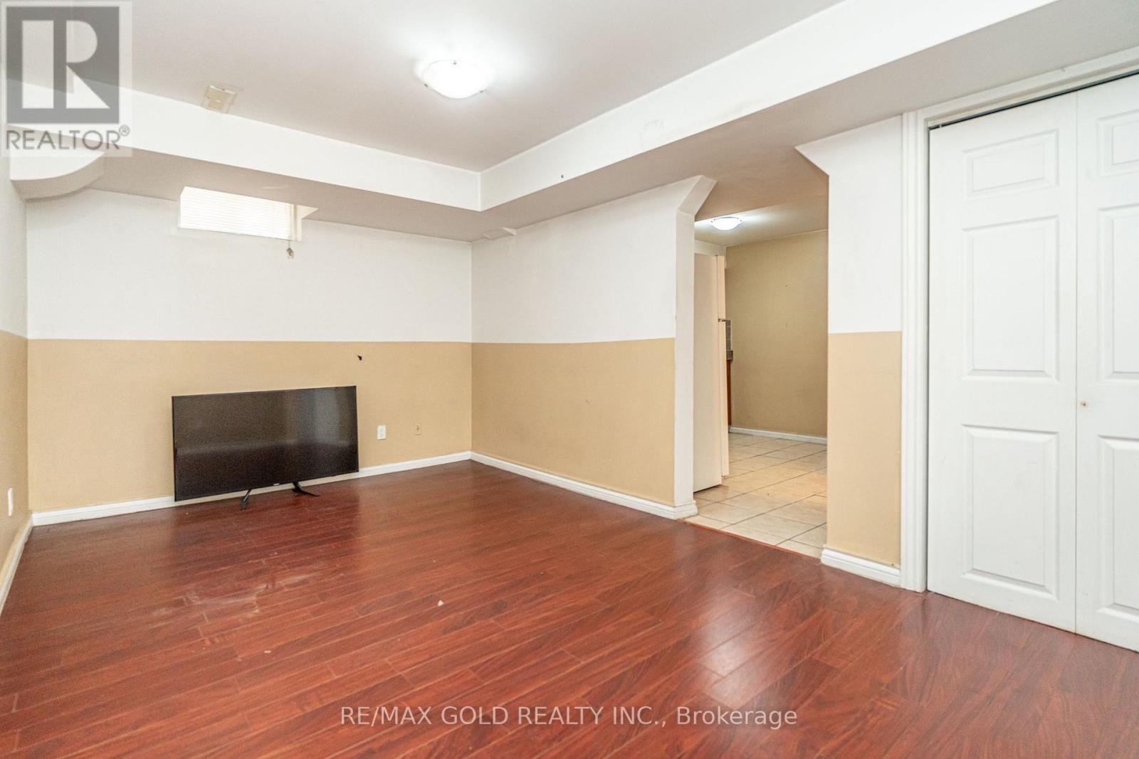 34 Jingle Crescent, Brampton, Ontario  L6S 0B2 - Photo 29 - W12495948