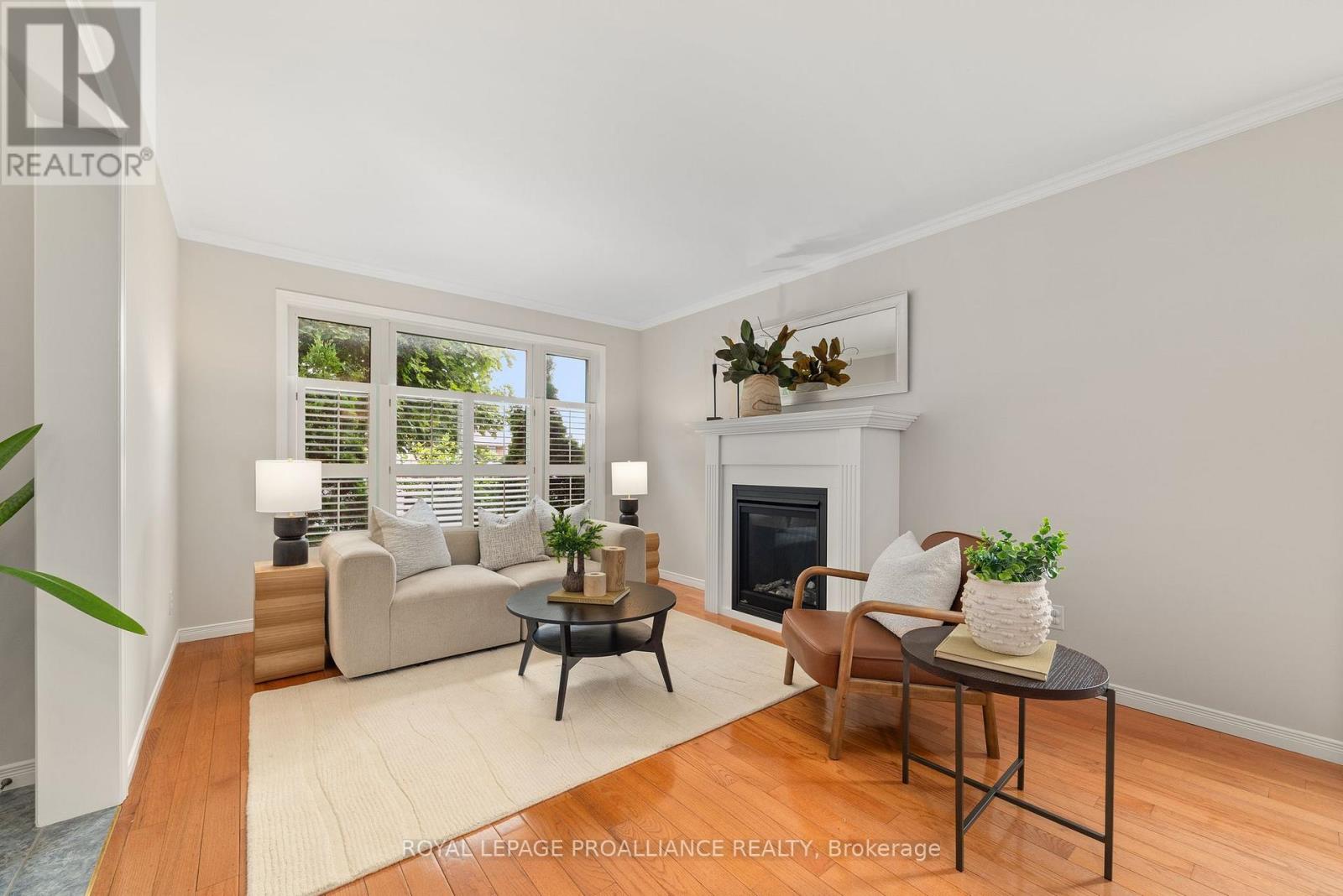 8 Linden Lane, Belleville, Ontario  K8N 5W9 - Photo 27 - X12503154