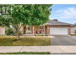 8 LINDEN LANE, Belleville, Ontario