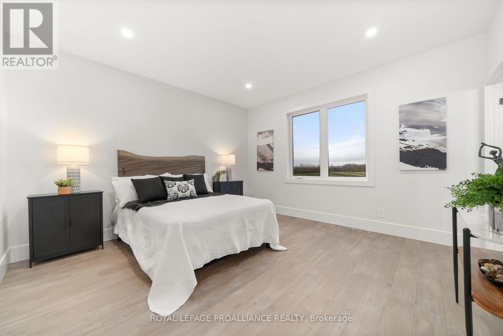 34 Meagan Lane, Quinte West, Ontario K0K 2C0 - Photo 19 - X12503162